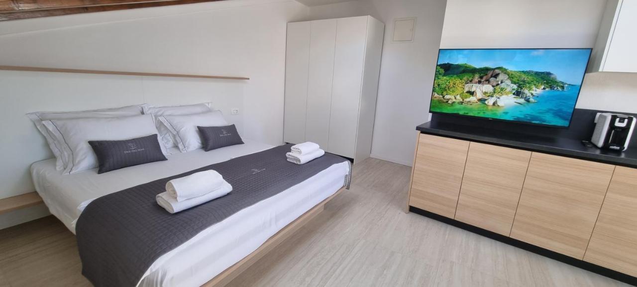 Dea Del Mar Apartments Izola Bagian luar foto